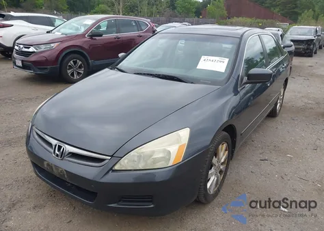 2007 Honda Accord 3.0 Ex из США, поврежденный, VIN 1HGCM66557A093496